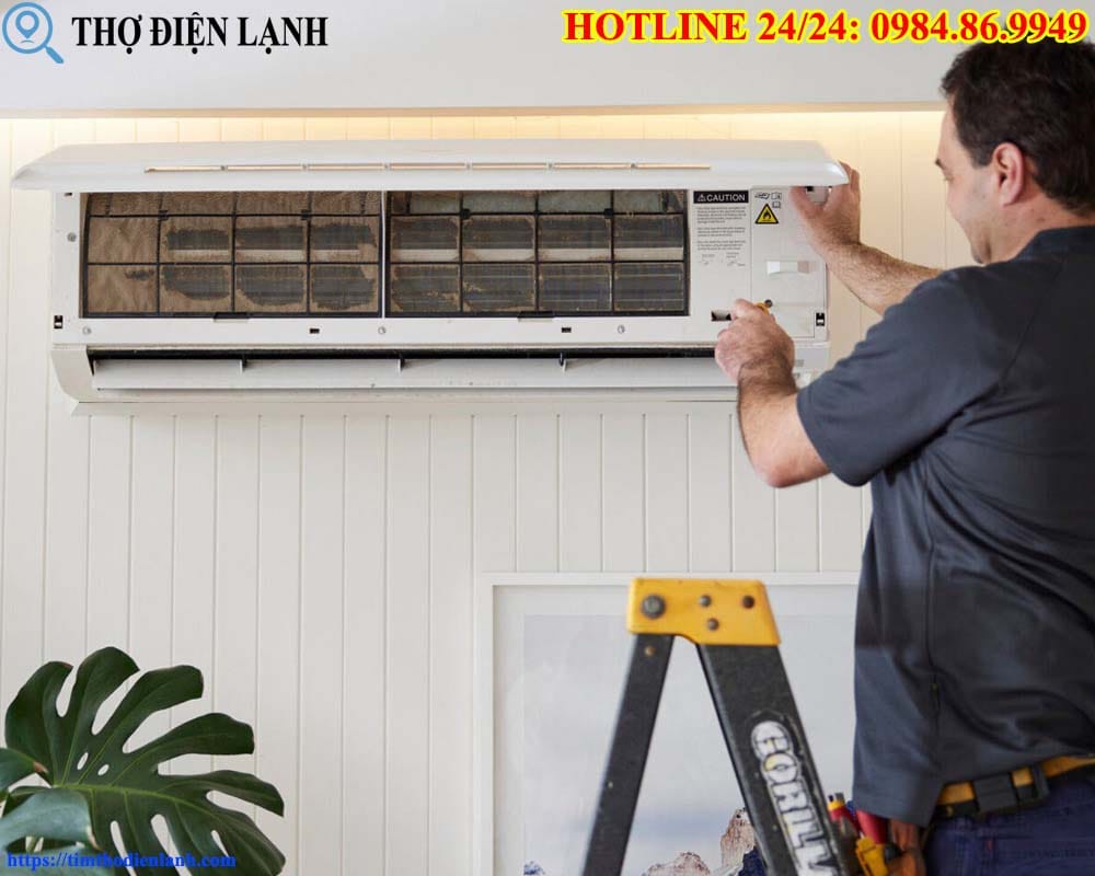 Vệ sinh điều hòa panasonic