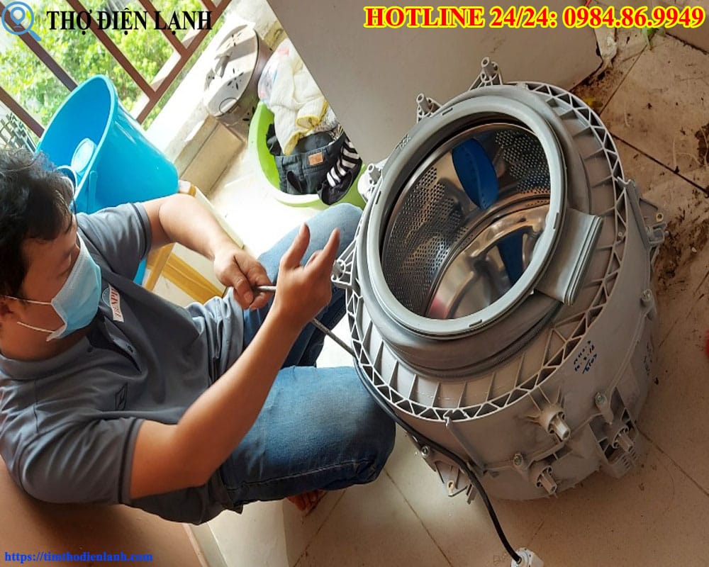 Vệ sinh máy giặt Hitachi