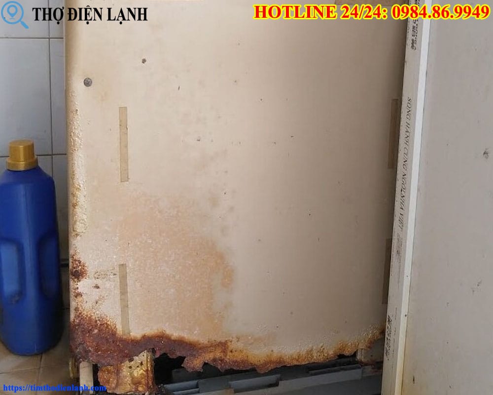 Vỏ máy giặt Gree bị rỉ sét