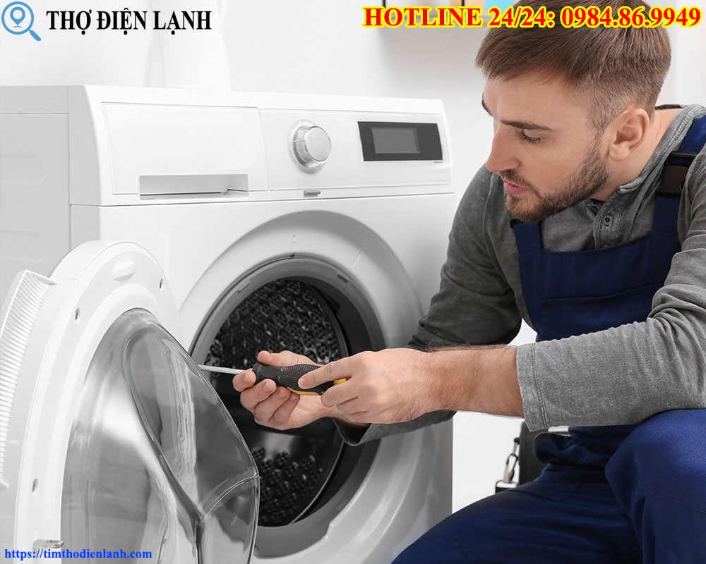 máy giặt Bosch vừa vắt vừa xả nước