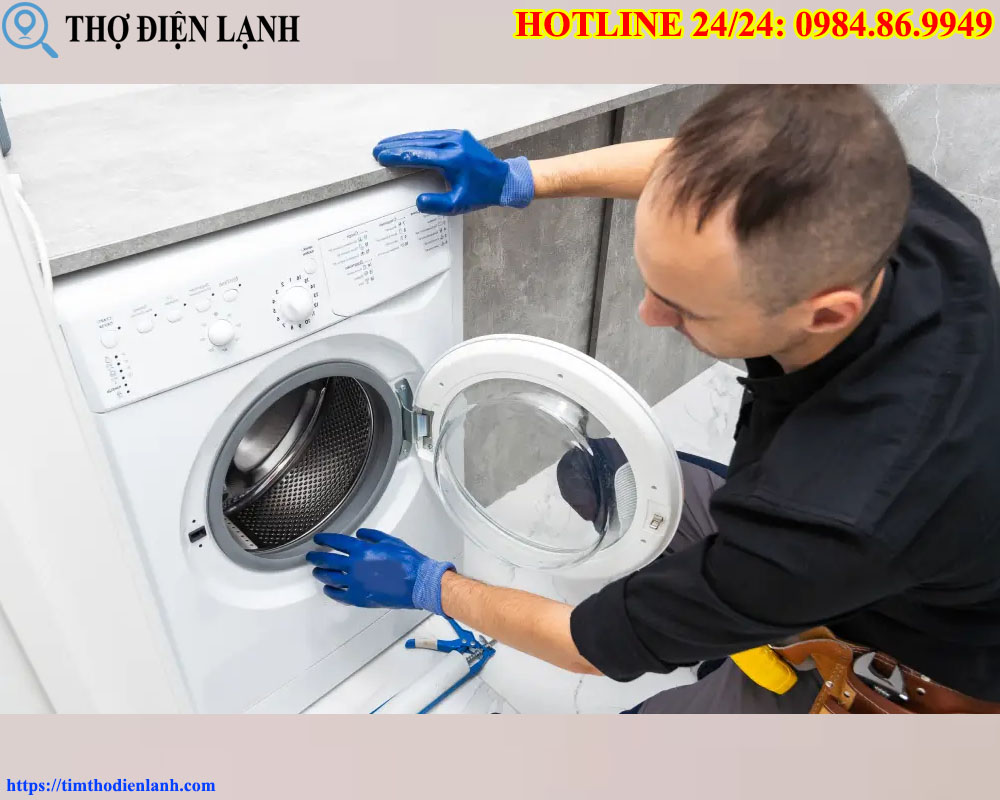 máy giặt Casper vừa cấp nước vừa xả