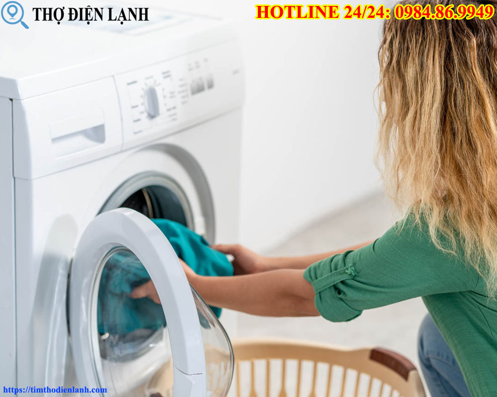 máy giặt Whirlpool báo lỗi liên tục