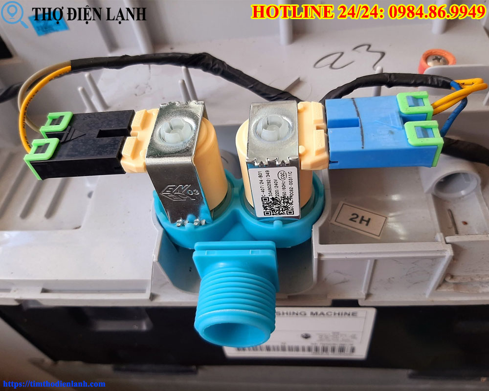 sửa thay van cấp nước máy giặt Sharp