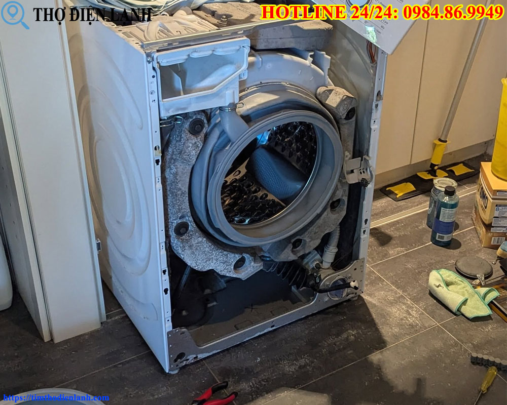thay phớt cửa máy giặt Hitachi