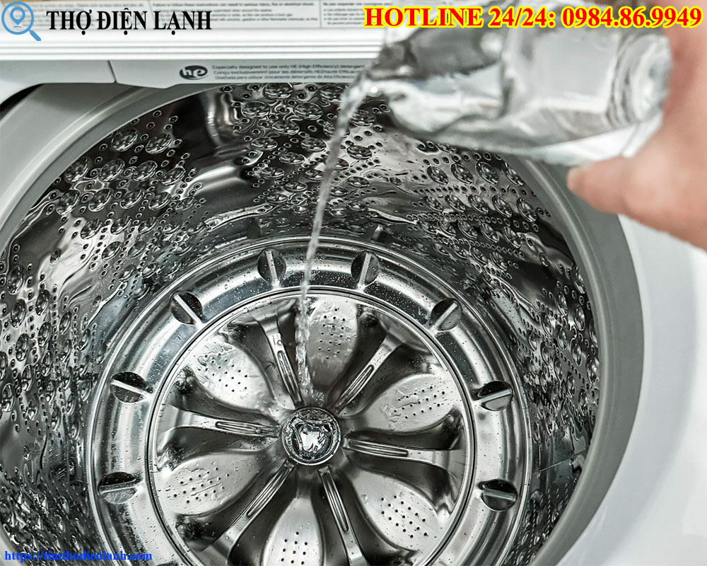 vệ sinh máy giặt Gree định kỳ