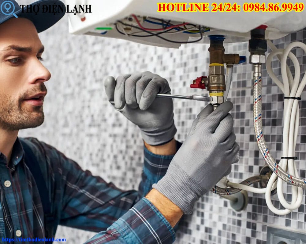 Thợ sửa Bình nóng lạnh Rossi tại nhà uy tín