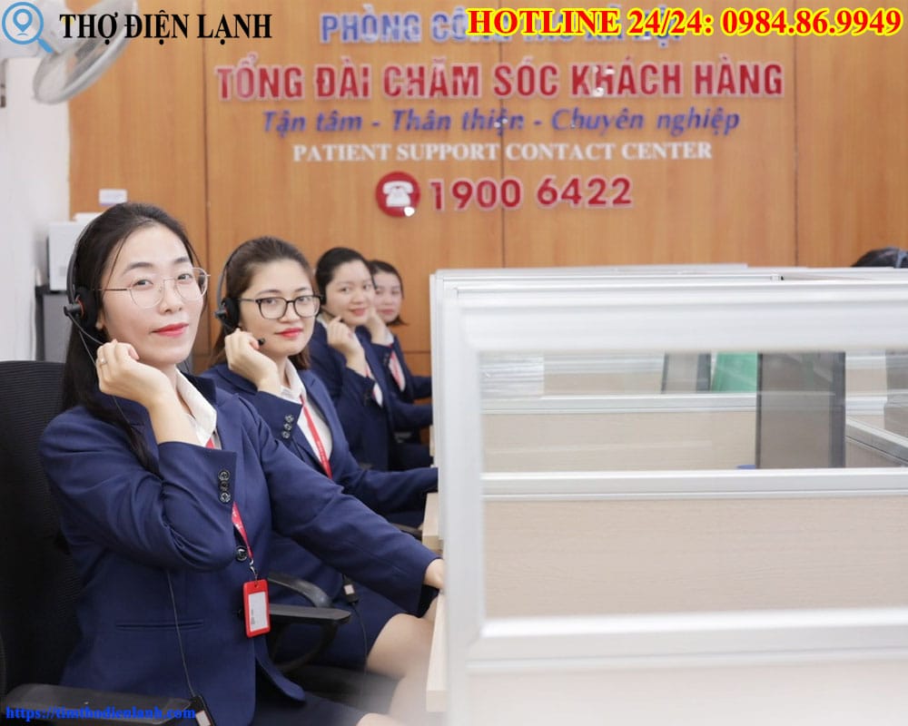 Các chuyên viên tư vấn đặt lịch online Bệnh viện Đại học Y Hà Nội