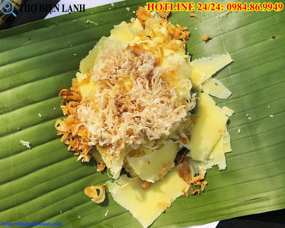 Cô bán Xôi xéo ngay cổng Bệnh viện Đại học Y Hà Nội