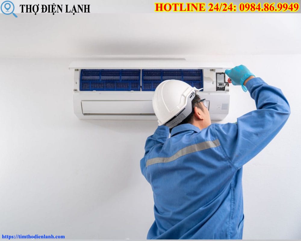 Thợ sửa Điều Hòa Daikin Nháy Đèn Xanh Nhưng Không Lạnh