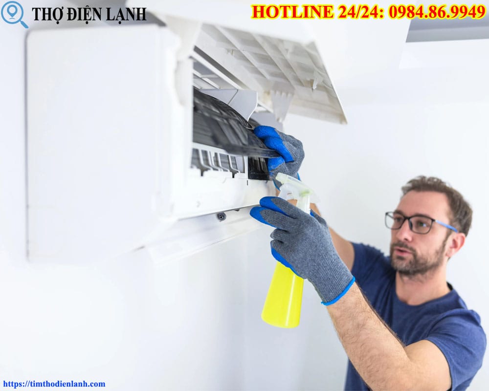 Cách Vệ Sinh Điều Hòa Hitachi Tại Nhà Chuẩn Chuyên Gia