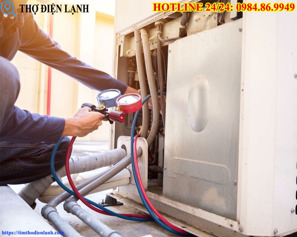 Cách vệ sinh đường ống đồng máy lạnh bị bẩn dầu