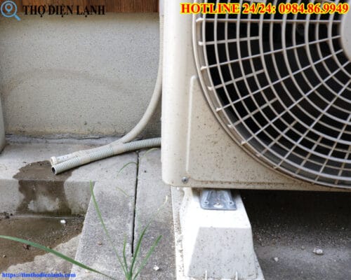 Điều hòa Toshiba bị chảy nước cục nóng