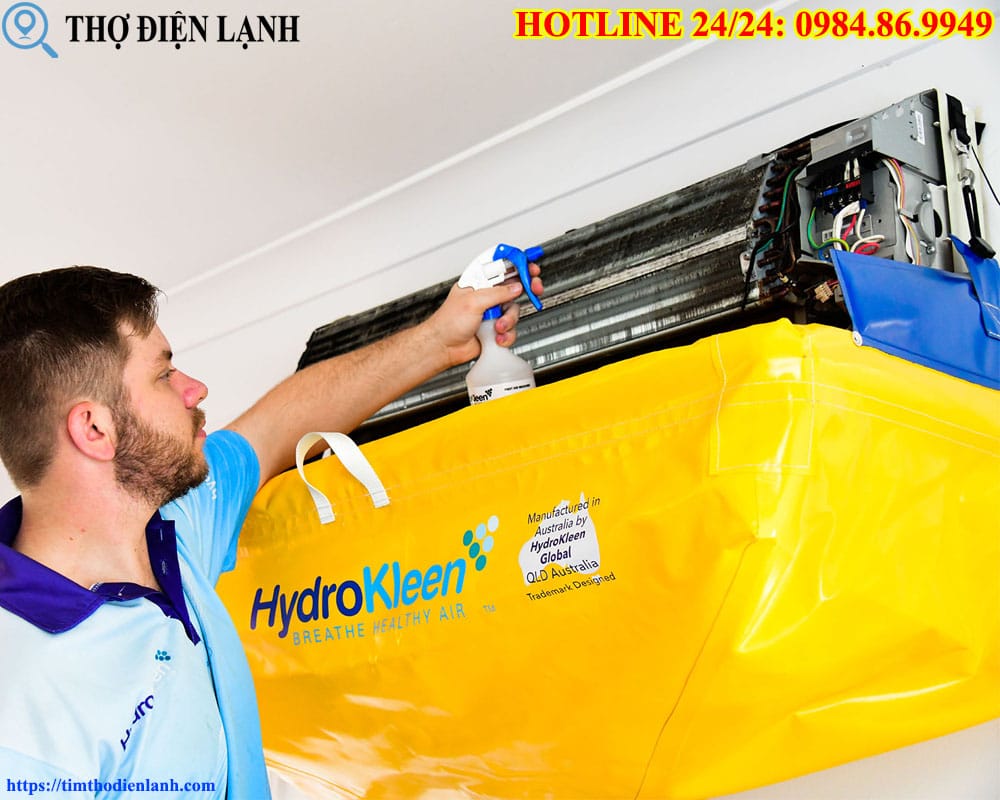 Hướng dẫn vệ sinh điều hòa Reetech tại nhà