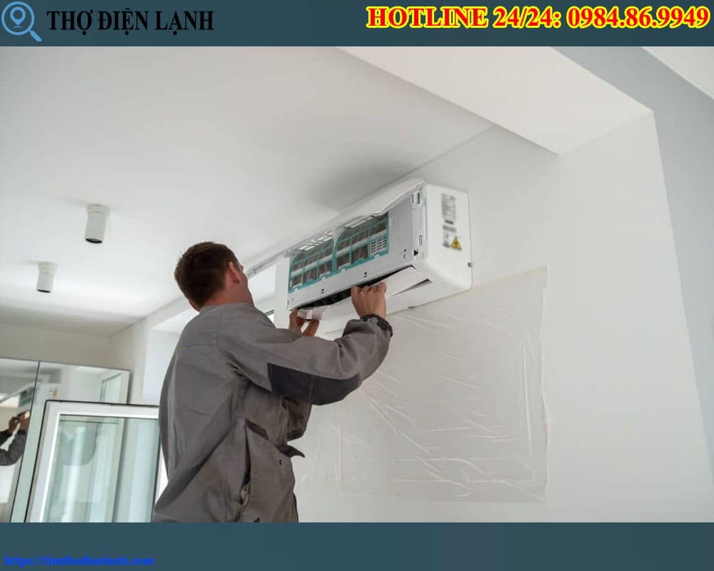 Điều hòa TCL bị chảy nước vào nhà