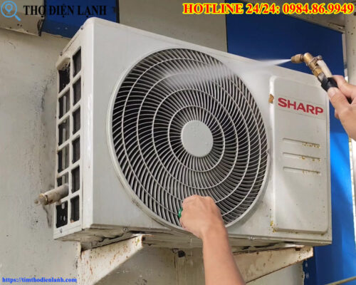 Vệ Sinh Cục Nóng Điều Hòa Tại Nhà