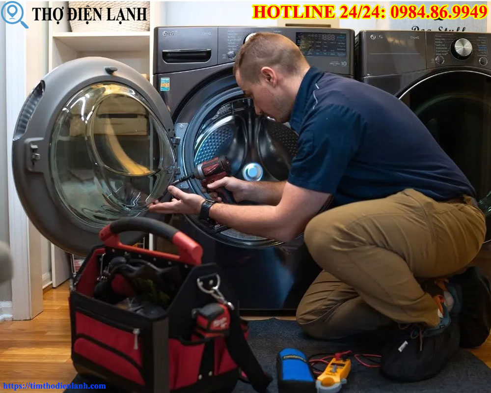 Máy giặt Aqua không đóng được cửa