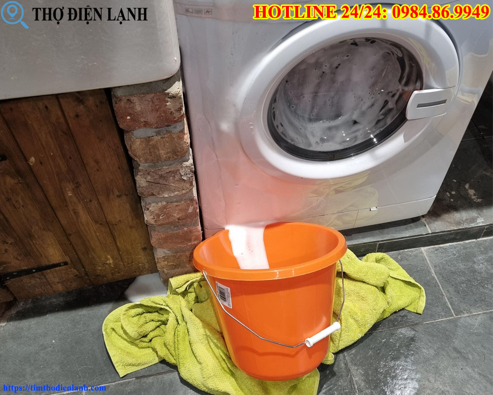 Máy Giặt Tràn Nước, Xả Không Ngừng
