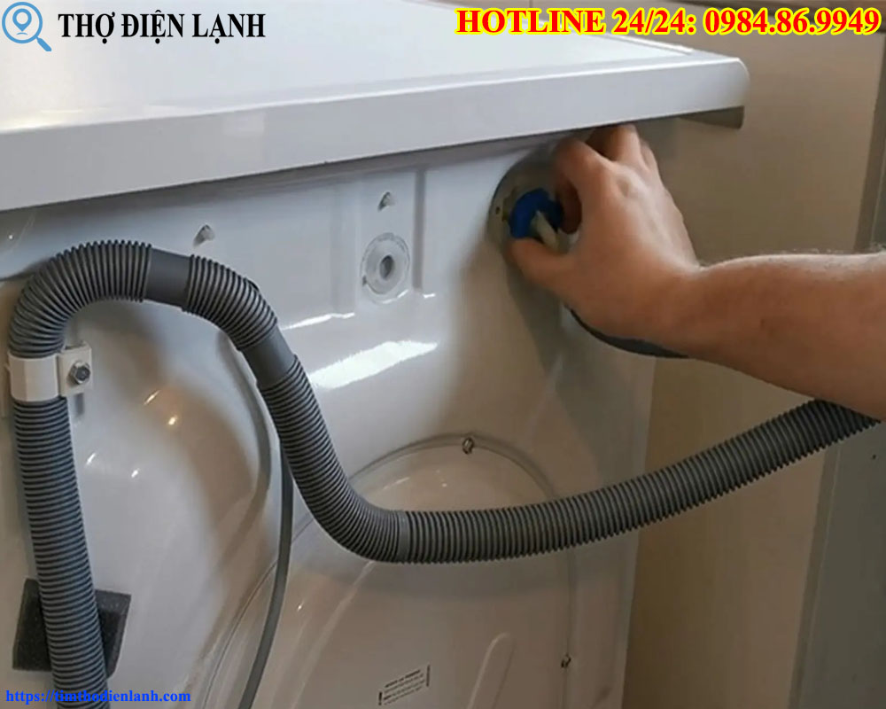 Cách Lắp Ống Thoát Nước Máy Giặt Chuẩn 100%