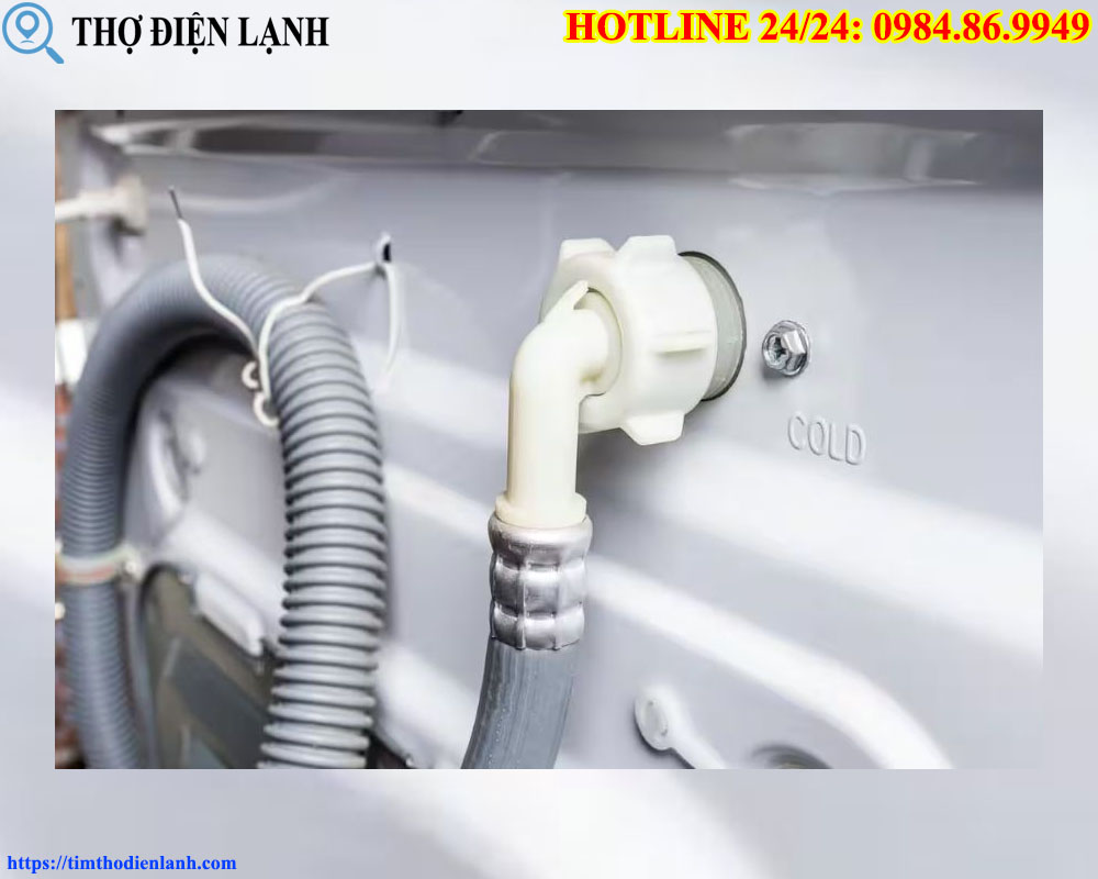 Có Nên Đấu Trực Tiếp Nước Nóng Vào Máy Giặt