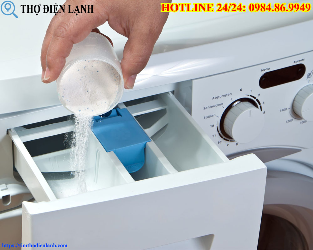 Máy Giặt Tịt Ngòi Không Bơm Xà Phòng